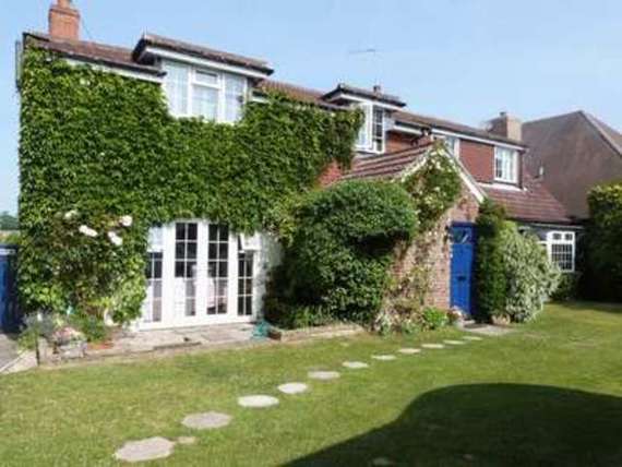 5 Bedroom Detached