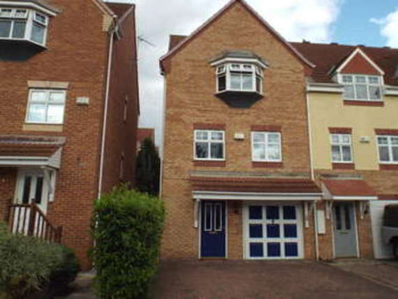 3 Bedroom Town House