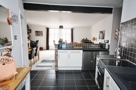 2 Bedroom Flat