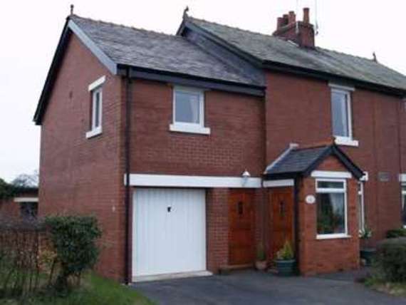 4 Bedroom Semi-Detac...