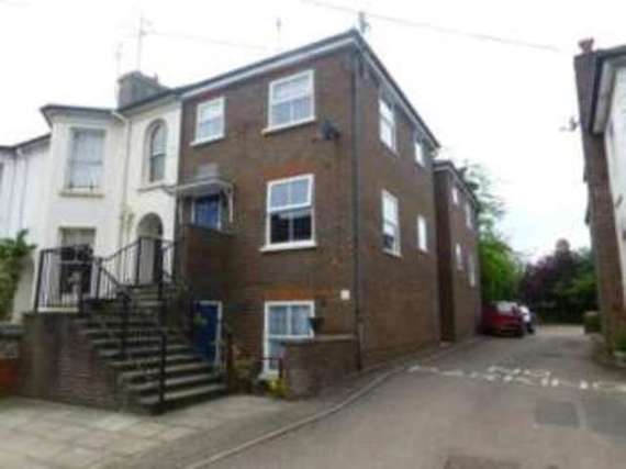 1 Bedroom Maisonette