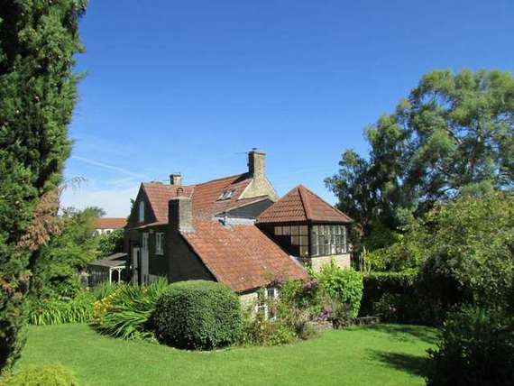 6 Bedroom Farm House