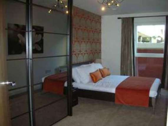 1 Bedroom Apartment
