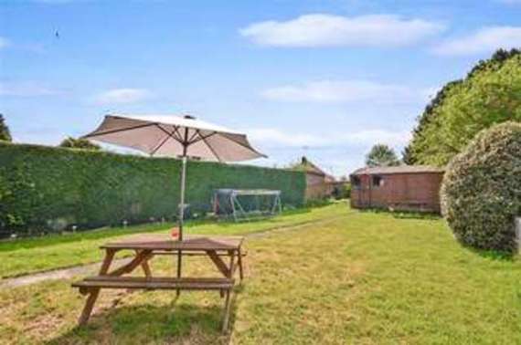 3 Bedroom Maisonette