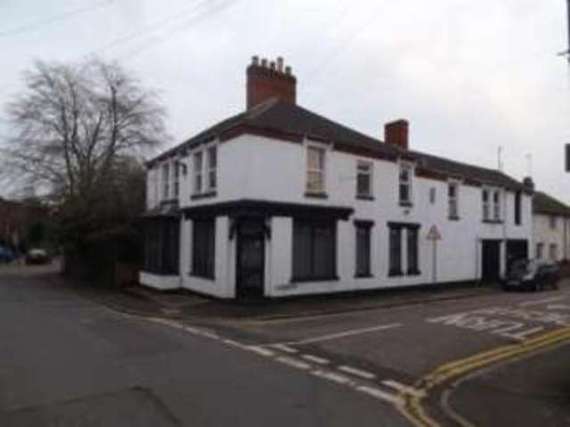 6 Bedroom Detached