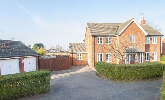 5 Bedroom Detached