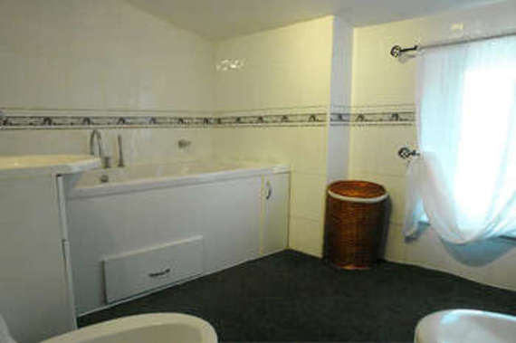 2&nbsp;Bedroom&nbsp;End of Ter...