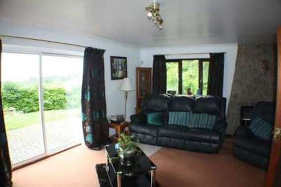 4 Bedroom Property