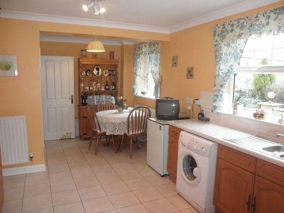 6&nbsp;Bedroom&nbsp;Detached