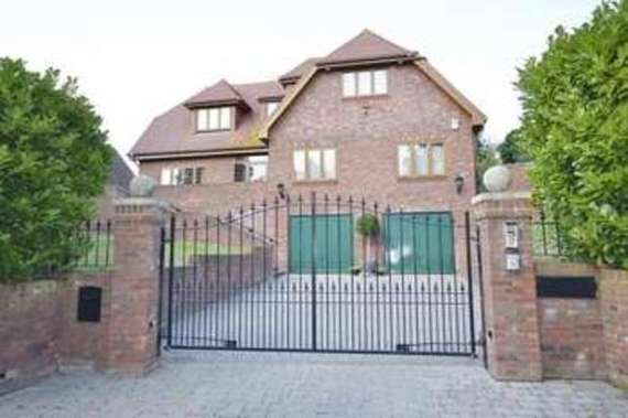 5 Bedroom Detached