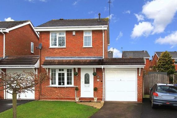 2&nbsp;Bedroom&nbsp;Detached