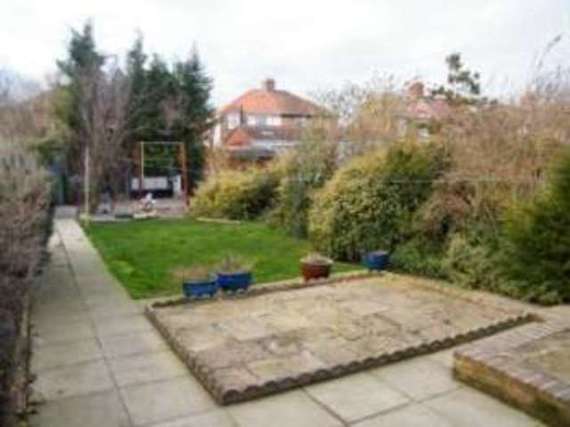 3 Bedroom Semi-Detac...