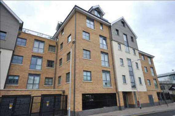 1 Bedroom Flat
