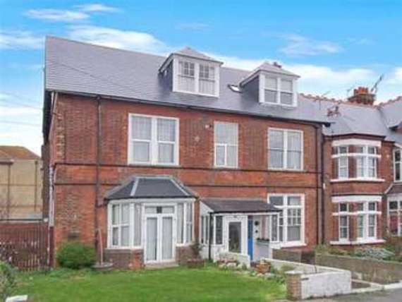 2 Bedroom Flat