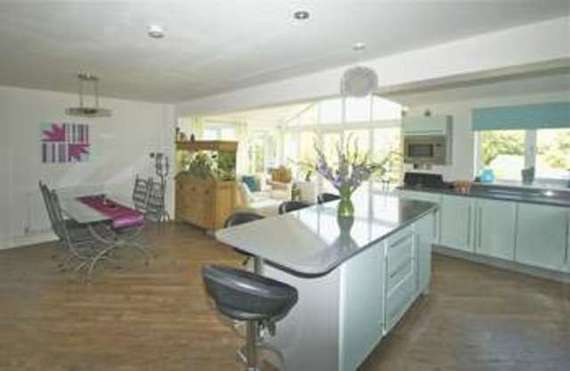 4&nbsp;Bedroom&nbsp;Detached