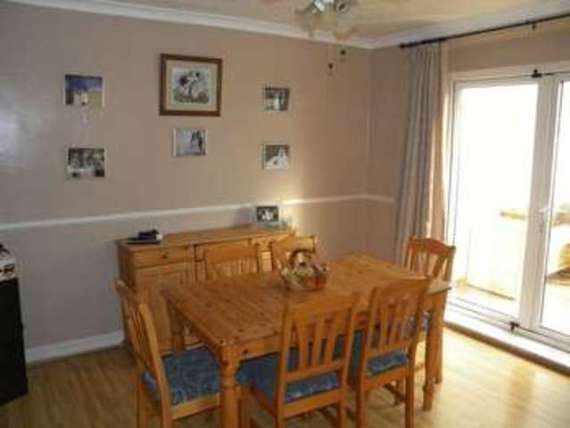 4 Bedroom Semi-Detac...