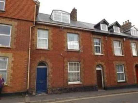 6 Bedroom Terraced