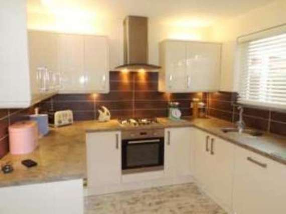 3 Bedroom Semi-Detac...