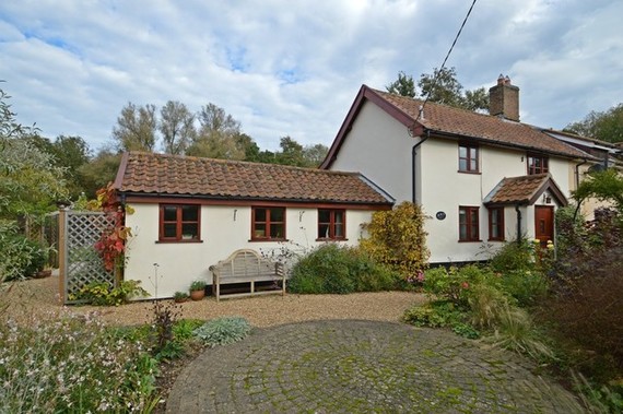 4 Bedroom Semi-Detac...