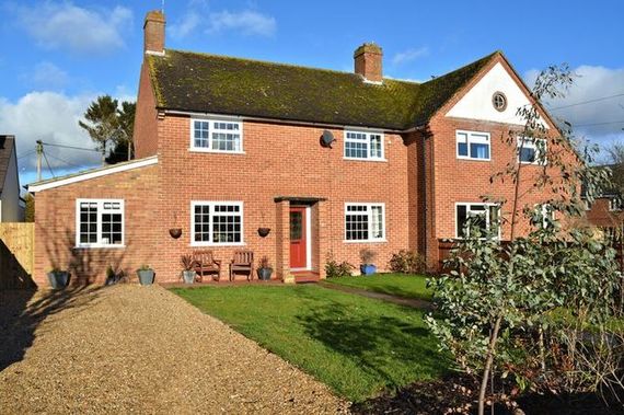 4 Bedroom Semi-Detac...