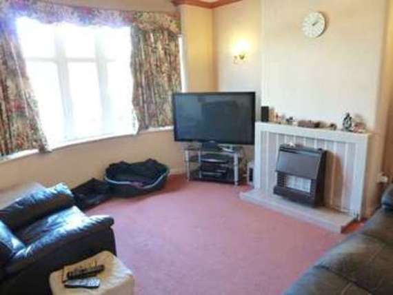 3 Bedroom End of Ter...