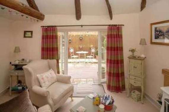 2&nbsp;Bedroom&nbsp;Detached