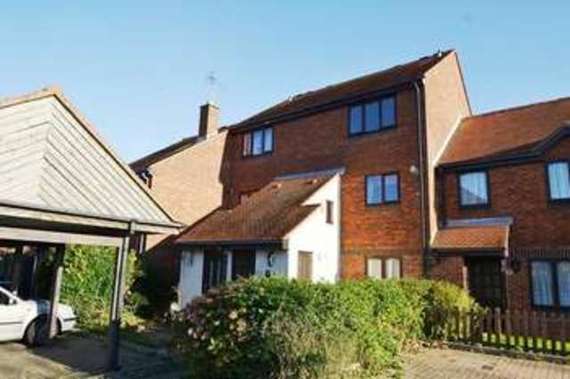 2 Bedroom Maisonette