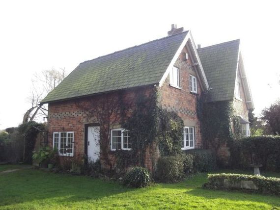 3&nbsp;Bedroom&nbsp;Semi-Detac...