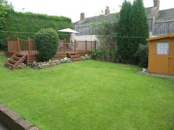3 Bedroom Semi-Detac...