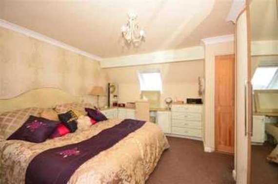 5 Bedroom Detached