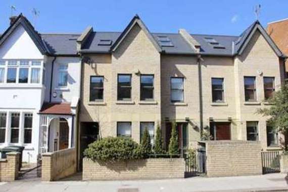 5 Bedroom Terraced