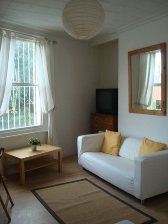 2 Bedroom Terraced