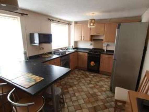 3 Bedroom Semi-Detac...