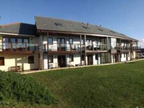 2 Bedroom Maisonette