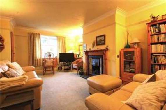 2 Bedroom Terraced