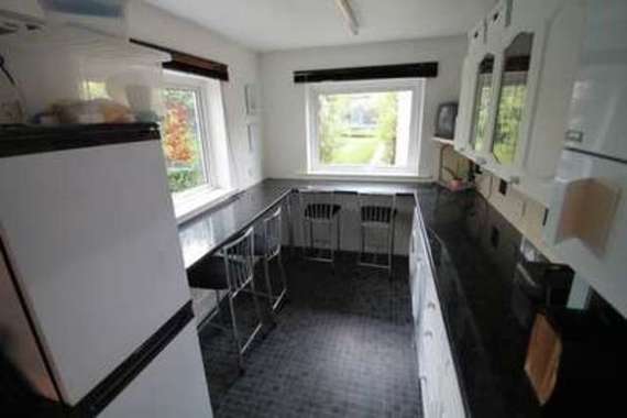 3 Bedroom Semi-Detac...