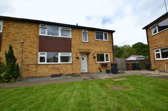 2 Bedroom Maisonette