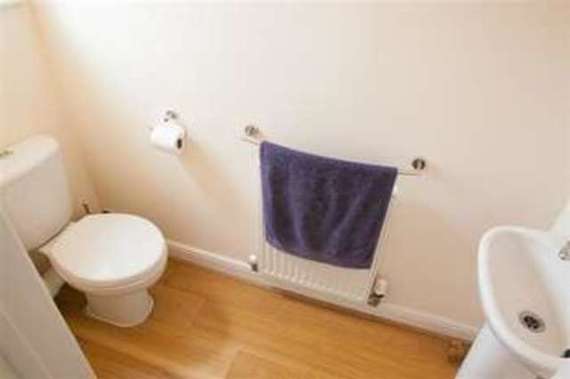 6 Bedroom Detached