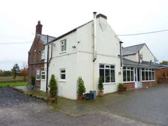 4 Bedroom Semi-Detac...
