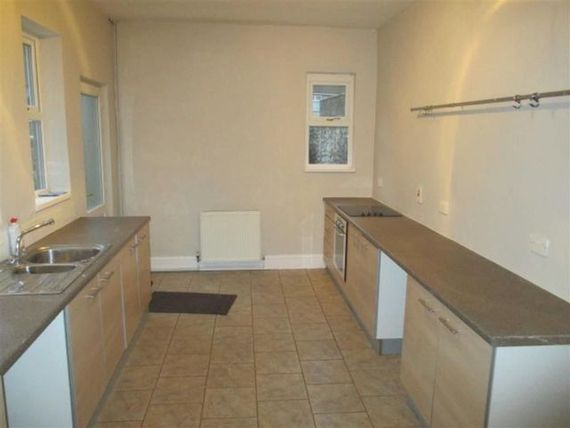 5 Bedroom Property
