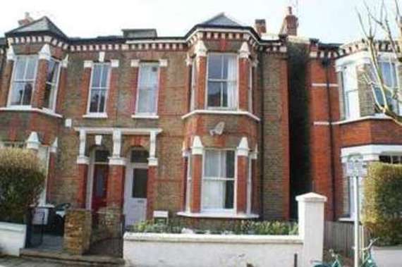 4 Bedroom Semi-Detac...