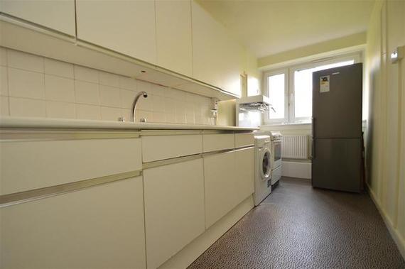 1 Bedroom Apartment