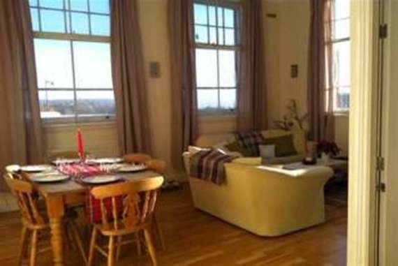 2 Bedroom Flat