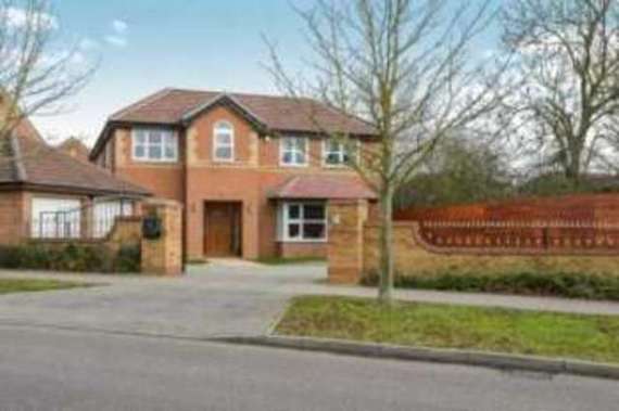 5 Bedroom Detached