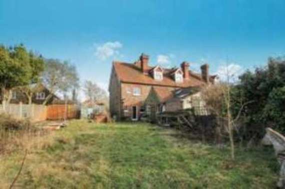 3 Bedroom End of Ter...