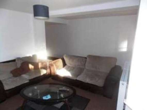 4 Bedroom End of Ter...