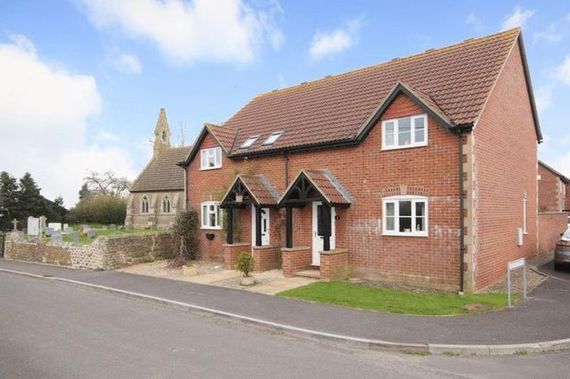 3 Bedroom Semi-Detac...