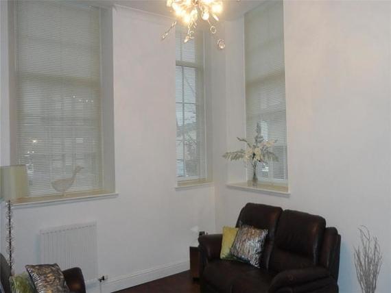 2 Bedroom Flat