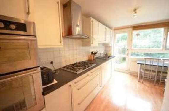 3 Bedroom Maisonette