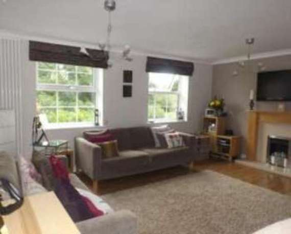 4 Bedroom End of Ter...